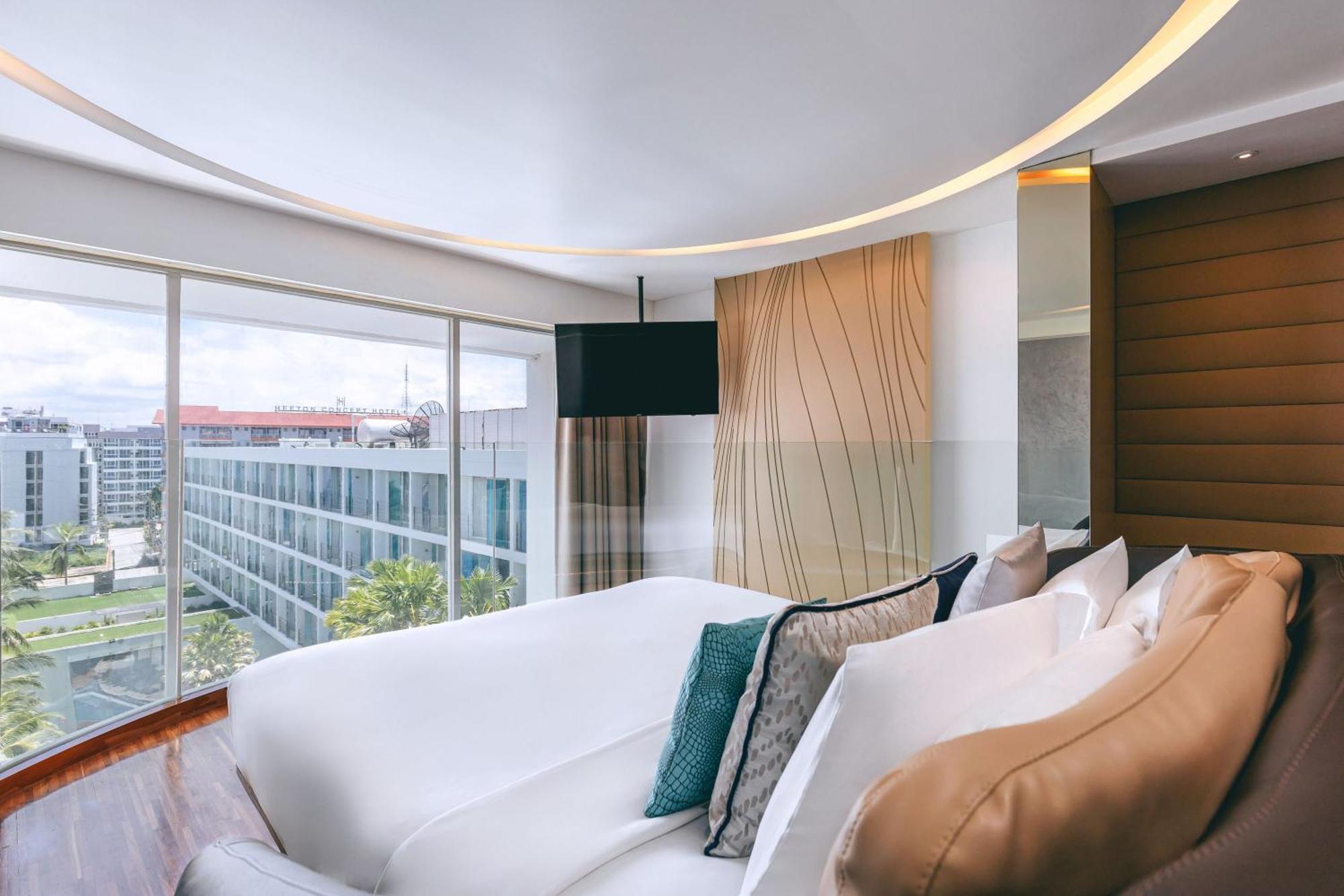 Hotel Baraquda Heeton Pattaya By Compass Hospitality Ngoại thất bức ảnh