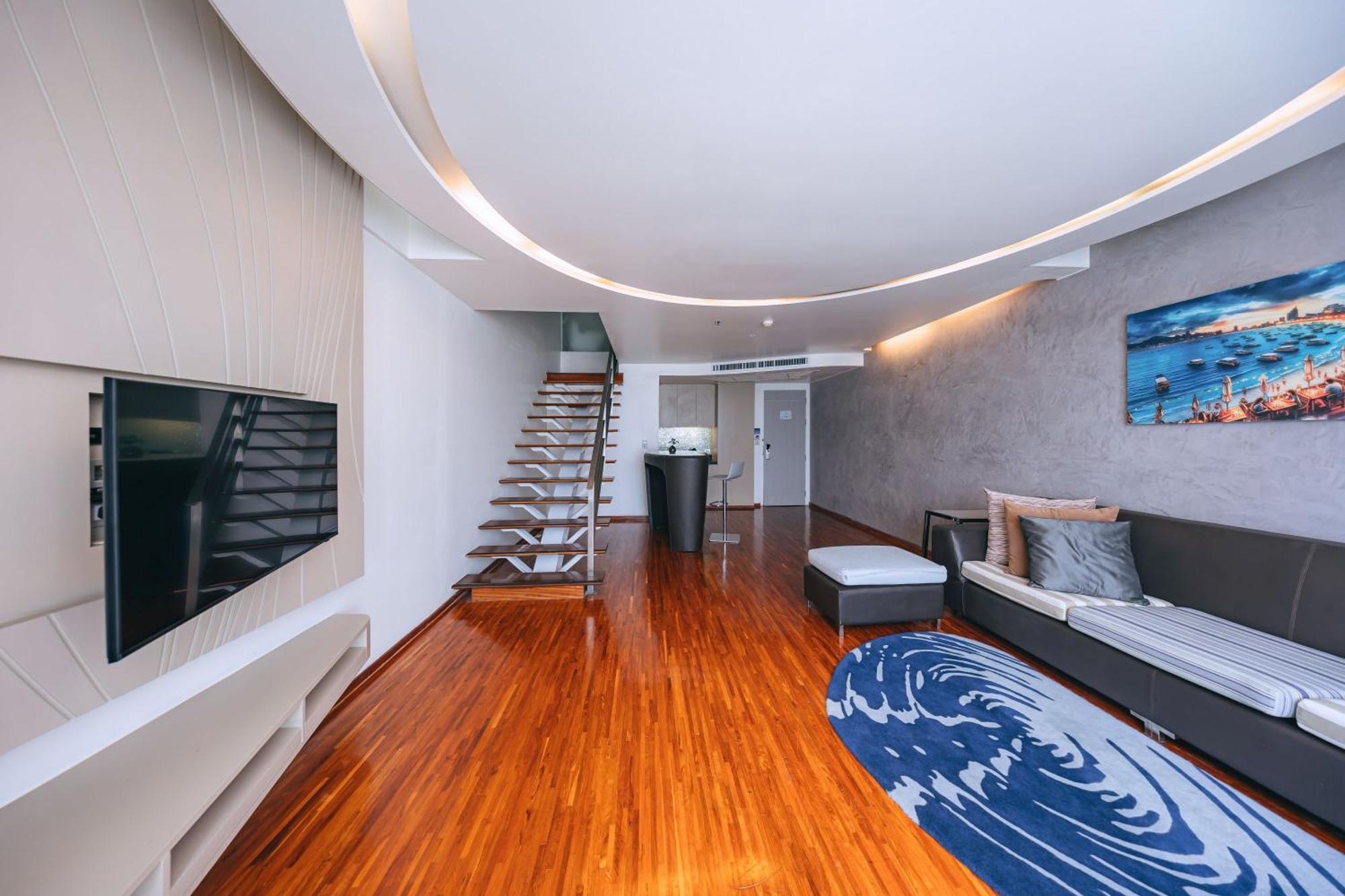 Hotel Baraquda Heeton Pattaya By Compass Hospitality Ngoại thất bức ảnh