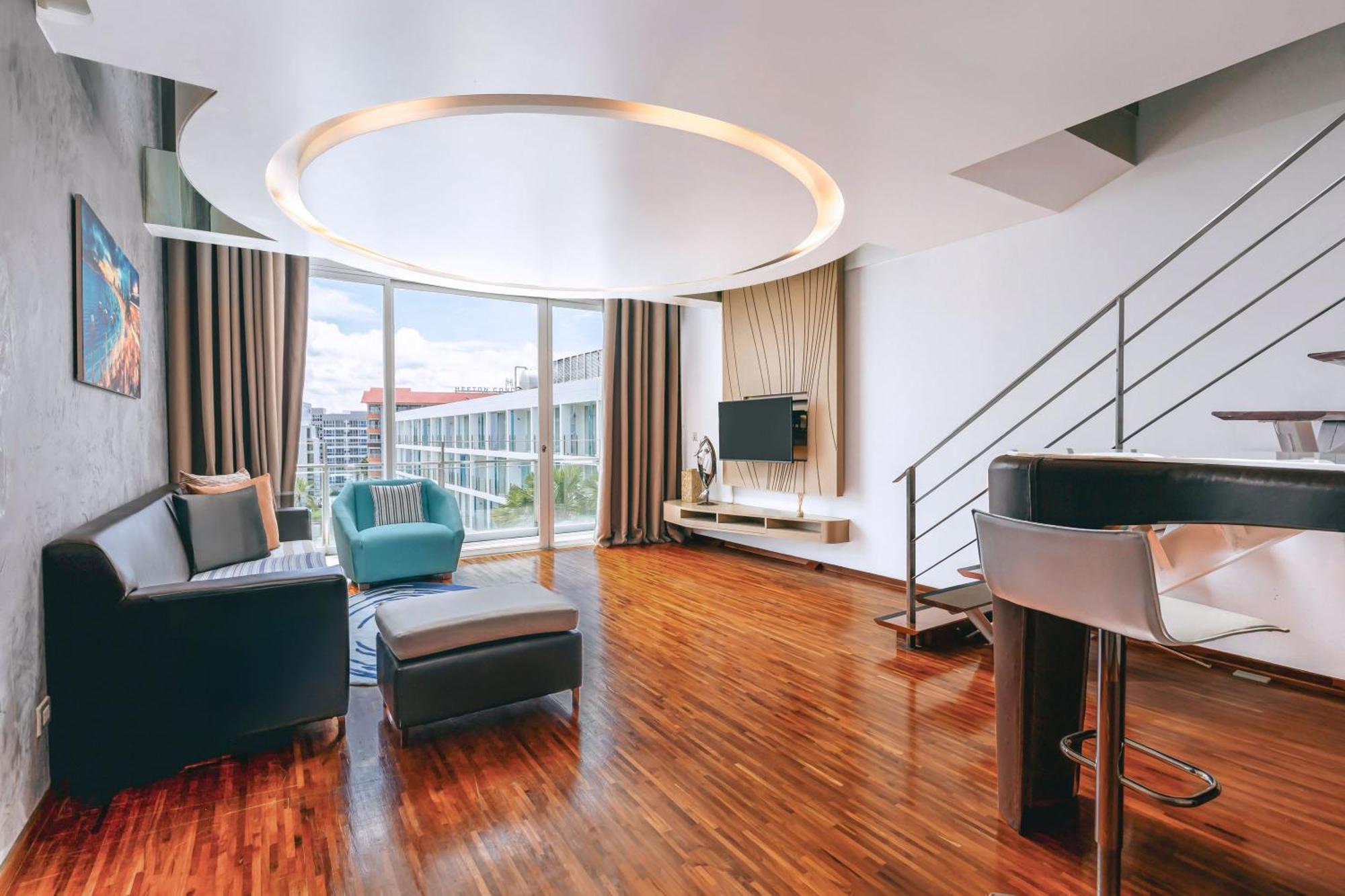 Hotel Baraquda Heeton Pattaya By Compass Hospitality Ngoại thất bức ảnh