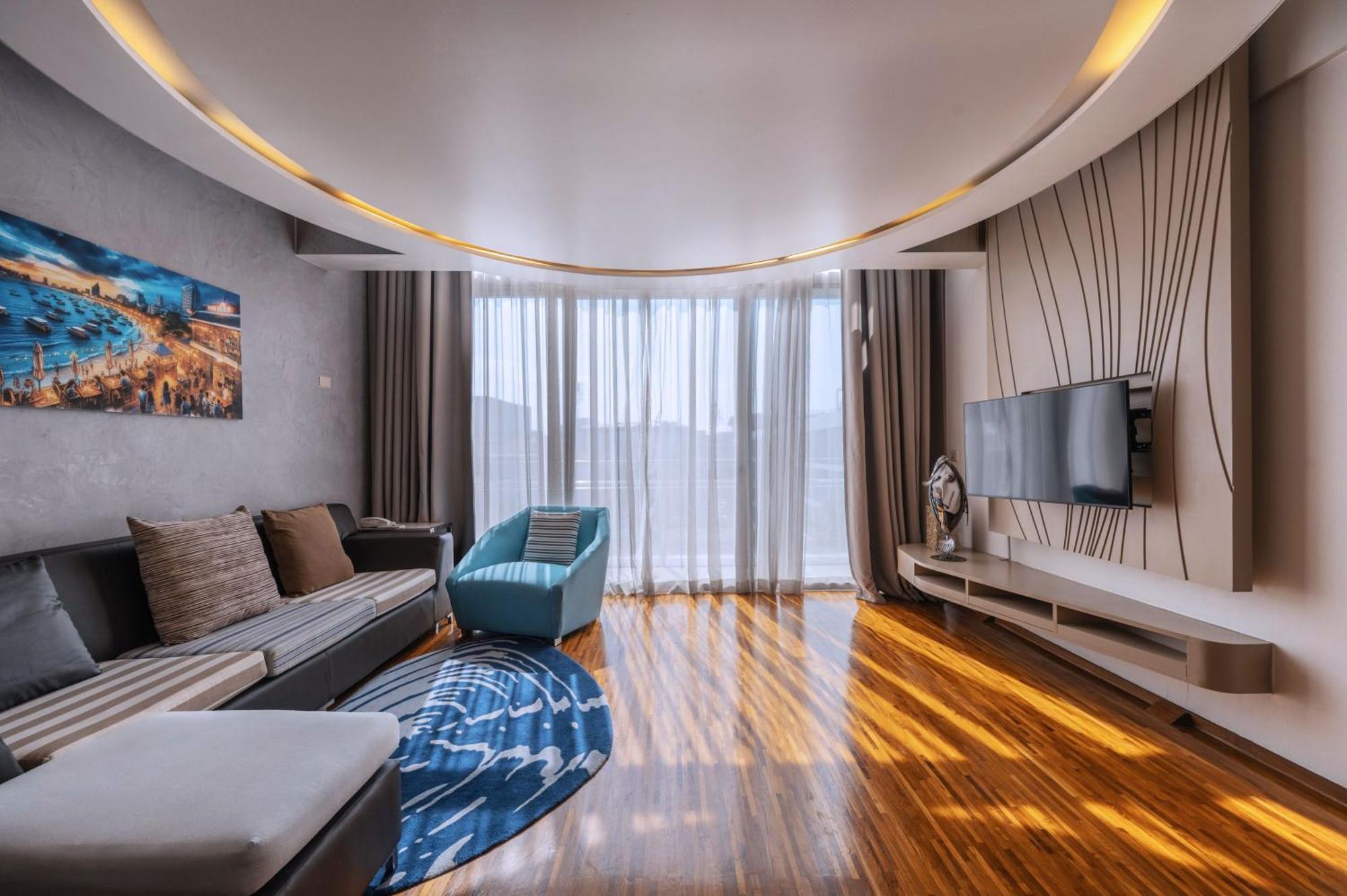Hotel Baraquda Heeton Pattaya By Compass Hospitality Phòng bức ảnh