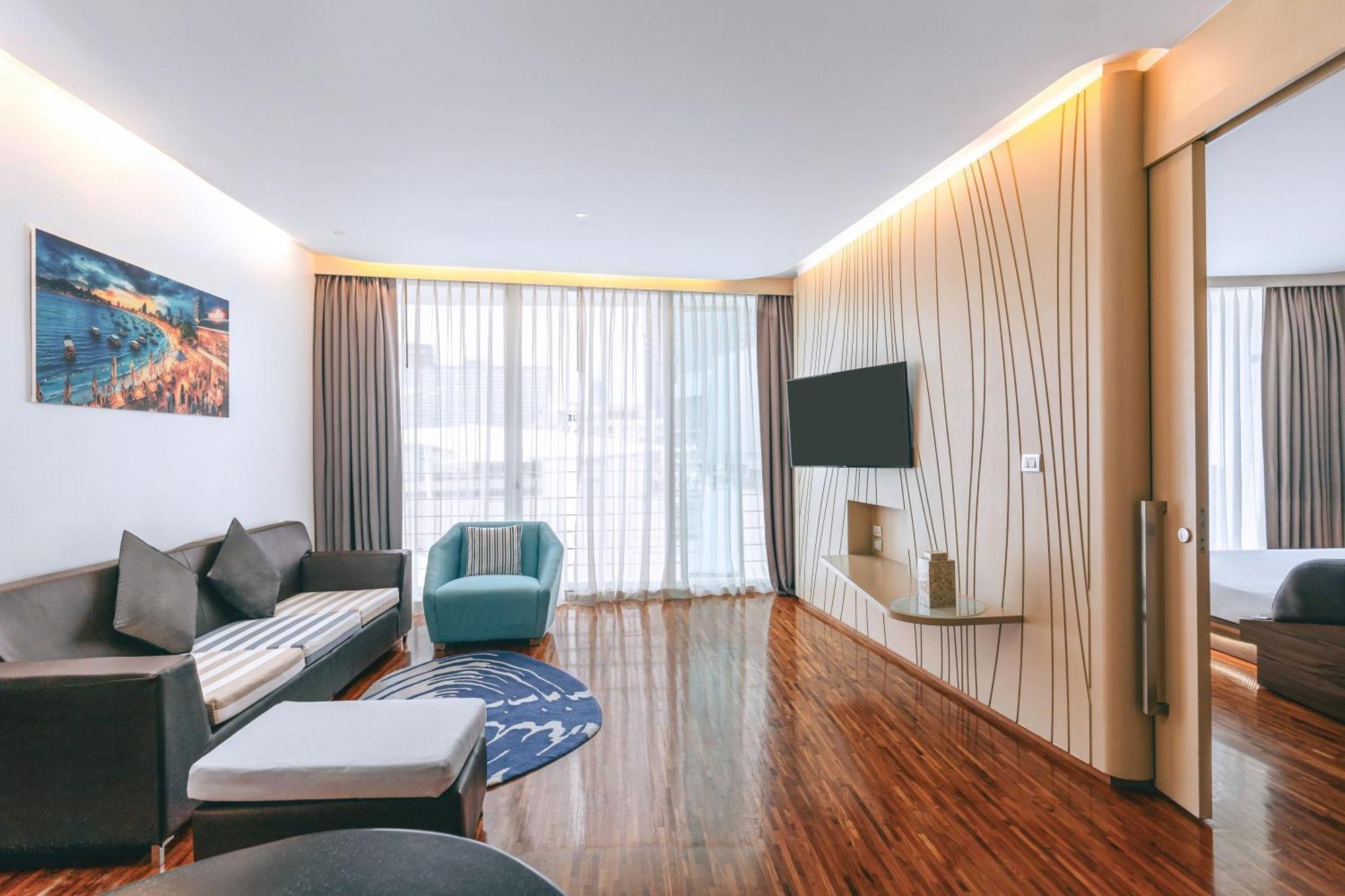 Hotel Baraquda Heeton Pattaya By Compass Hospitality Phòng bức ảnh