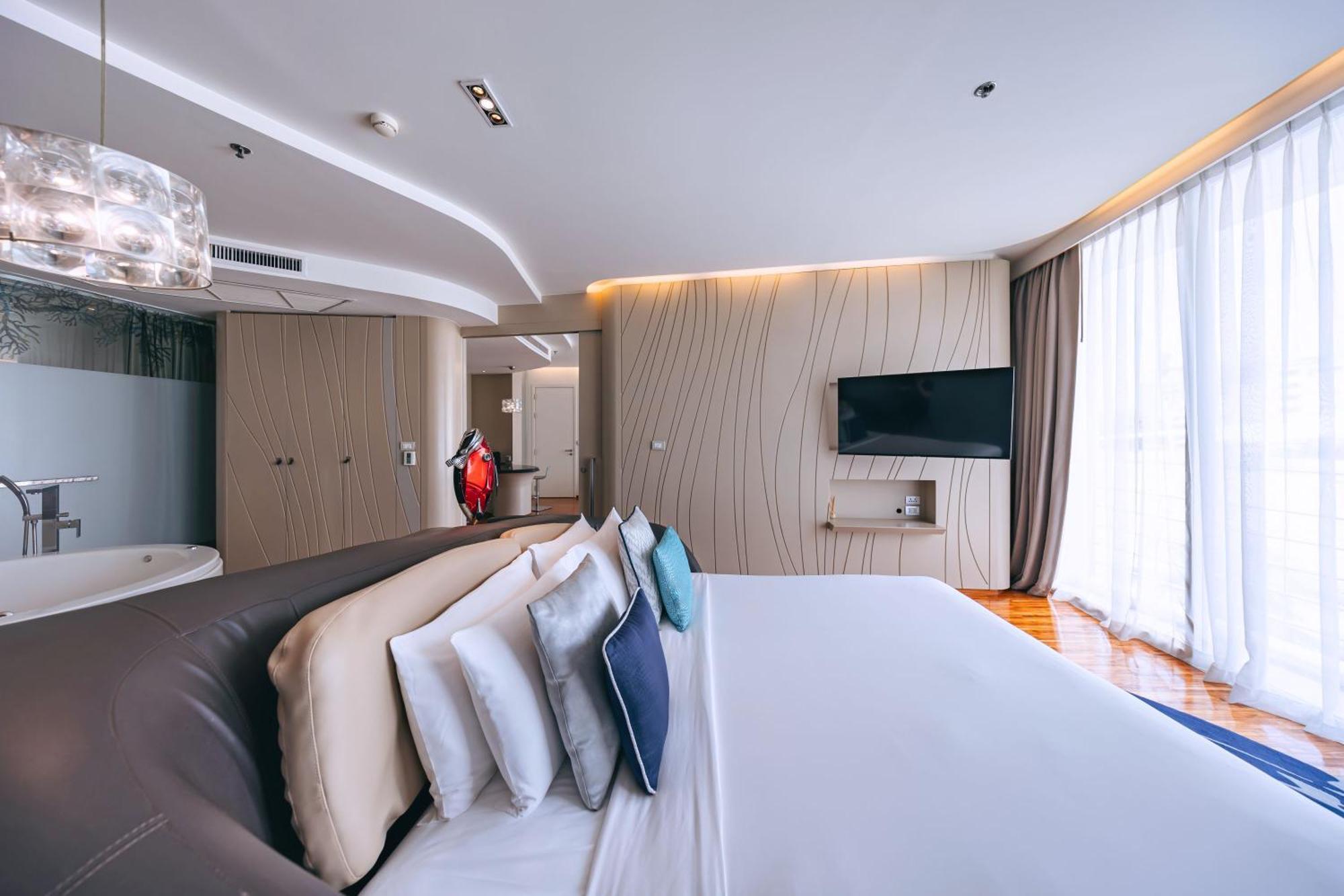 Hotel Baraquda Heeton Pattaya By Compass Hospitality Ngoại thất bức ảnh