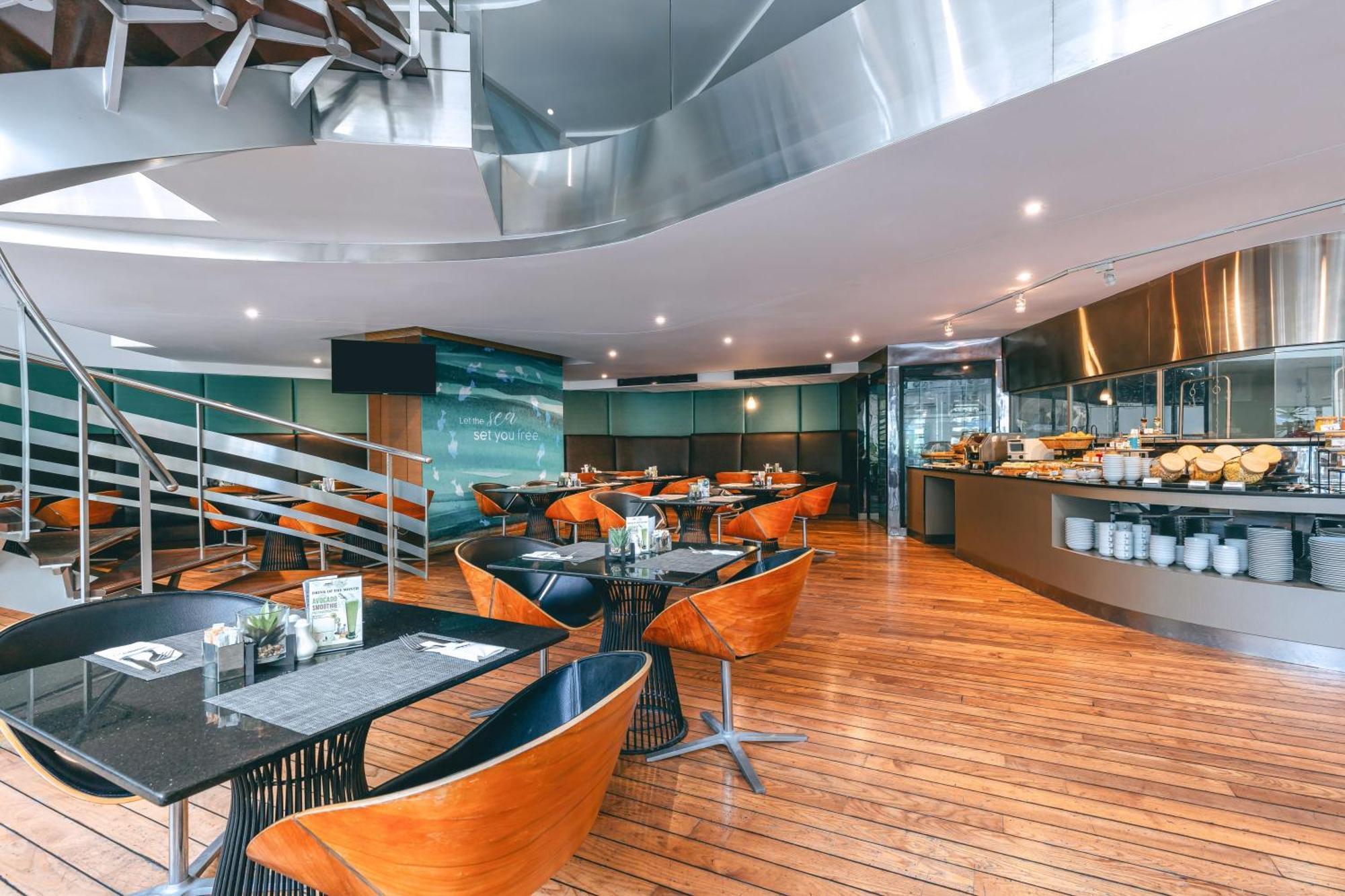 Hotel Baraquda Heeton Pattaya By Compass Hospitality Ngoại thất bức ảnh